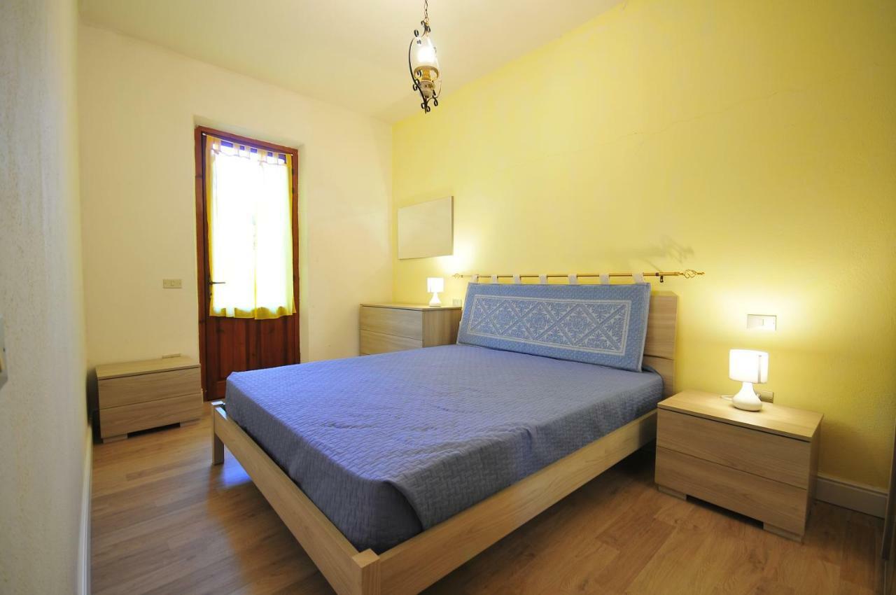 הוילה פורטו אוטיאולו Residenza I Melograni מראה חיצוני תמונה