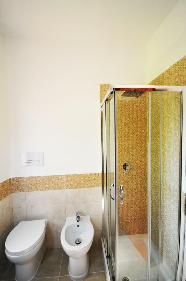 הוילה פורטו אוטיאולו Residenza I Melograni מראה חיצוני תמונה